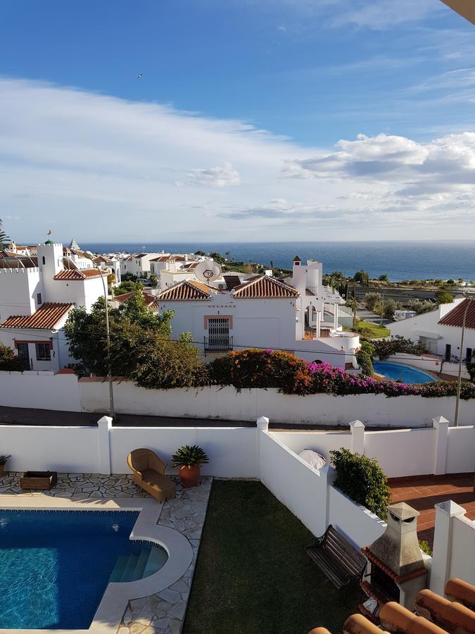 Villa - Zeezicht, Zwembad Nerja Exterior foto